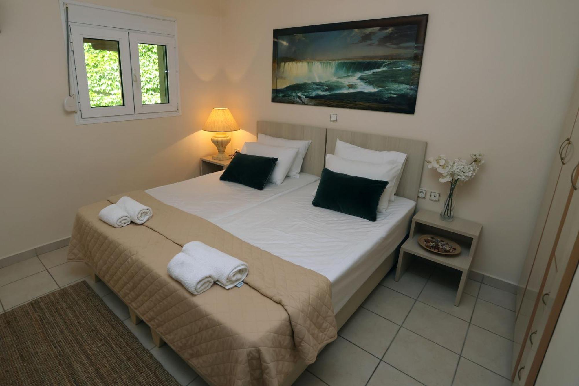Olympus Beach Aigani Family House Exterior foto